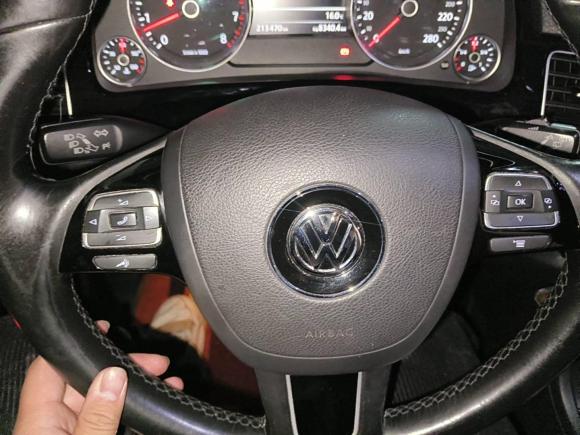 [宁波·浙B] 二手大众途锐2016款 3.0TSI 标配型