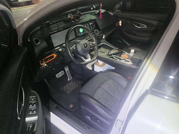 [常州·苏H] 二手长安长安UNI-T2022款 1.5T 旗舰型