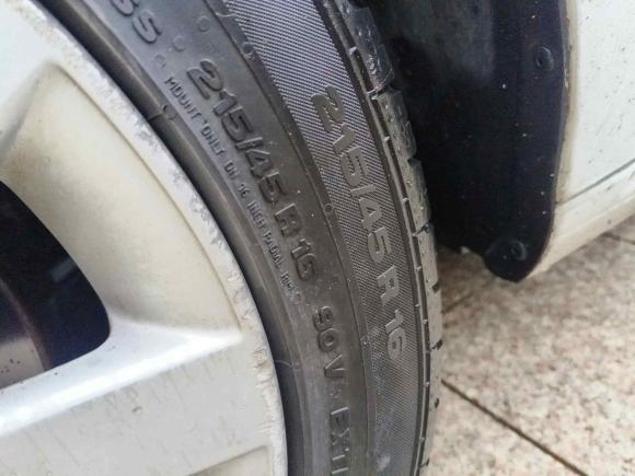 [南京·苏A] 二手奥迪奥迪A12014款 30 TFSI 舒适型