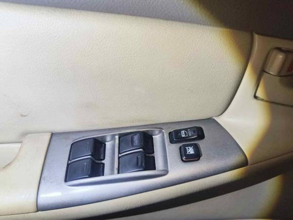 [成都·川A] 二手丰田花冠2011款 1.6L 自动豪华版