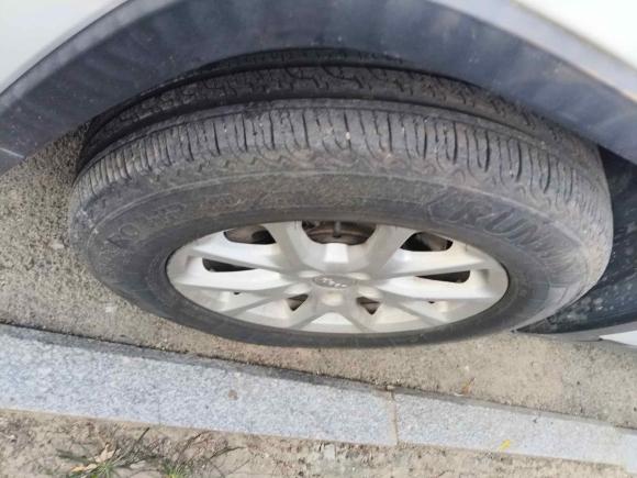 [合肥·皖A] 二手Jeep自由光2016款 2.4L 专业版