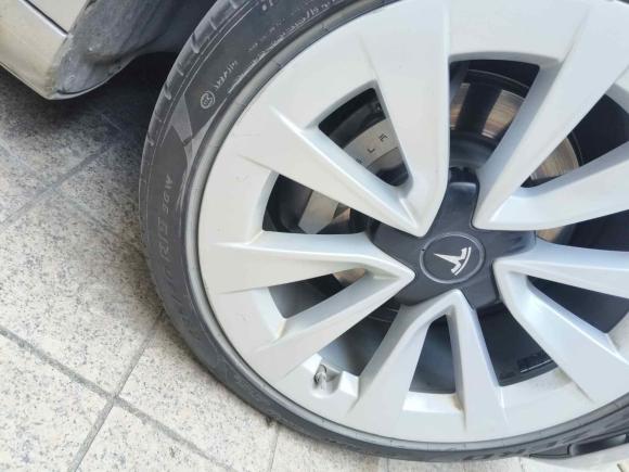 [广州·粤A] 二手特斯拉Model 32021款 标准续航后驱升级版 3D6