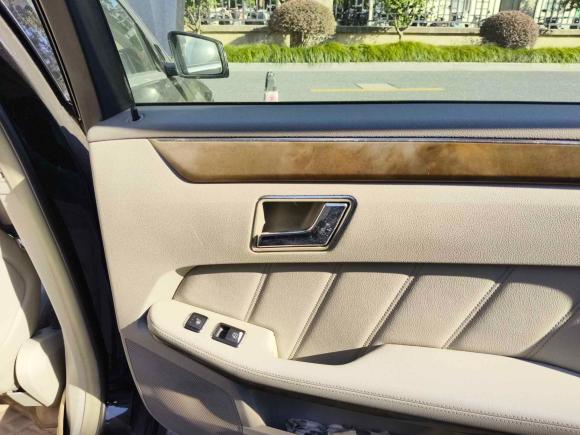 [上海·沪K] 二手奔驰奔驰E级2009款 E 300 优雅型