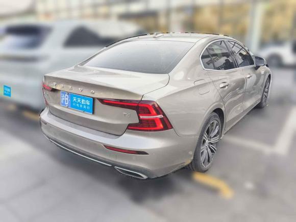 [上海·沪B] 二手沃尔沃沃尔沃S602021款 T4 智远豪华版