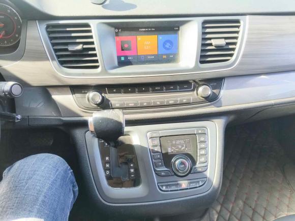 [上海·苏J] 二手大通大通G102016款 2.0T 自动精英版