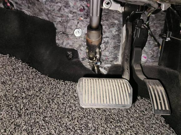 [南通·苏F] 二手福特福克斯2012款 两厢 2.0L 自动豪华运动型