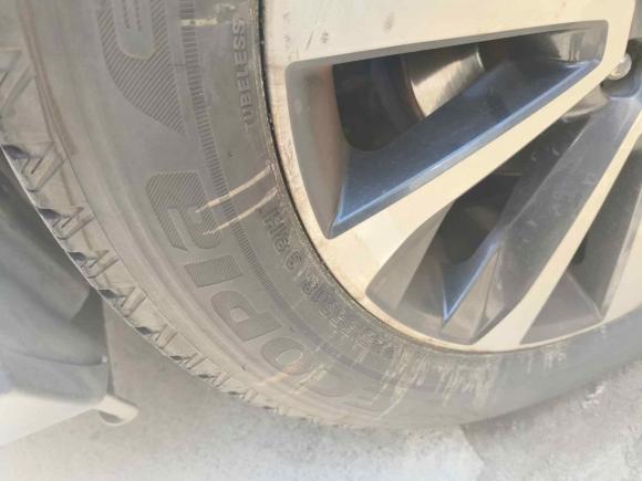 [上海·沪A] 二手斯巴鲁森林人2016款 2.5i 尊贵导航版