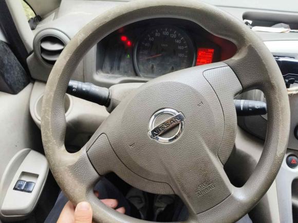 [上海·沪A] 二手日产日产NV2002016款 改款 1.6L 手动豪华型
