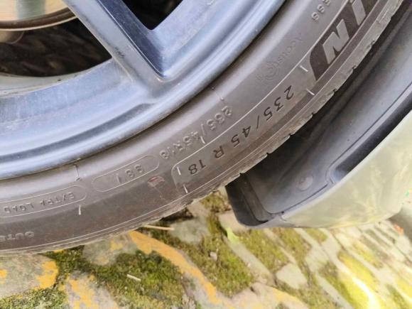 [无锡·苏B] 二手特斯拉Model 32022款 后轮驱动版