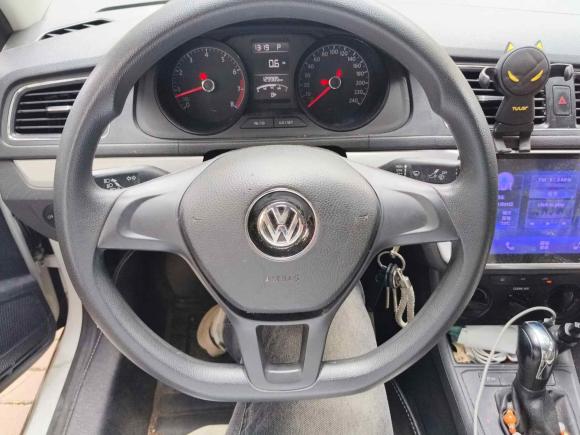 [武汉·鄂A] 二手大众朗逸2017款 1.6L 自动风尚版