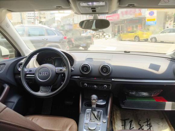[无锡·苏B] 二手奥迪奥迪A32015款 Sportback 40 TFSI 自动舒适型