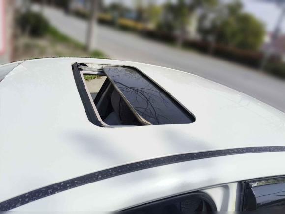 [上海·沪A] 二手北京汽车北京EU52018款 R500 智风版