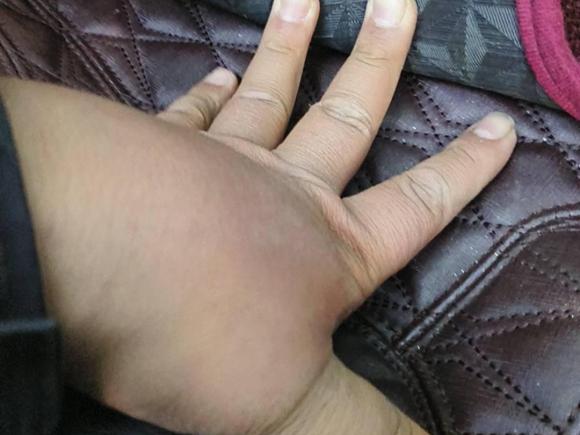 [无锡·苏B] 二手奔驰奔驰E级2020款 E 300 L 运动时尚型