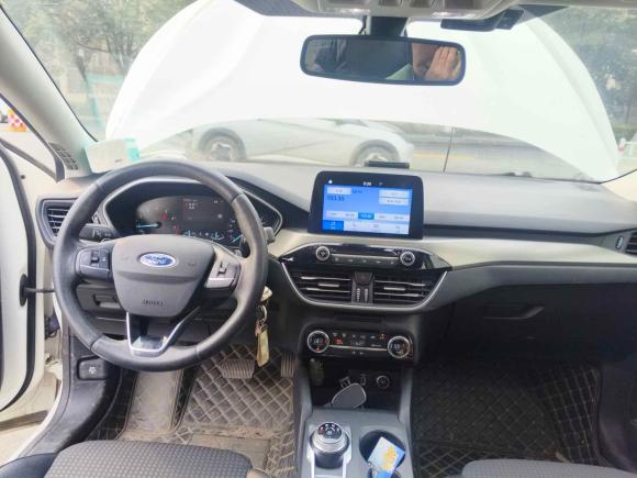 [常州·苏B] 二手福特福克斯2019款 三厢 EcoBoost 180 自动锋潮型