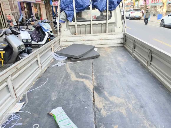 [苏州·豫D] 二手长安跨越新豹32019款 1.5L标准型单排后单轮标准货箱DK15C