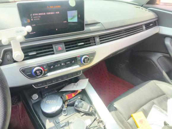 [南京·苏A] 二手奥迪奥迪A4L2019款 40 TFSI 时尚型 国VI