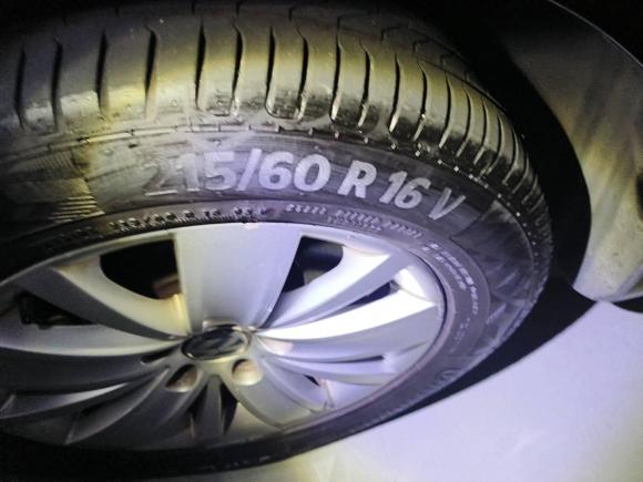 [深圳·粤B] 二手大众夏朗2013款 1.8TSI 标配型