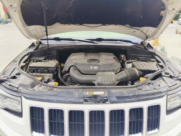 [济南·鲁P] 二手Jeep大切诺基2015款 3.6L 豪华导航版