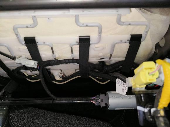 [杭州·浙A] 二手爱驰爱驰U52021款 U5 标准续航 PURE智净版