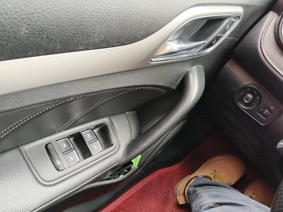 [上海·沪A] 二手名爵名爵6新能源2018款 45T E-DRIVE智驱混动PILOT超级互联网版