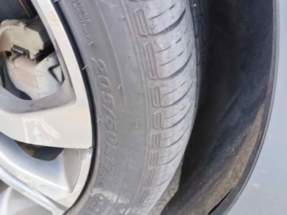 [上海·沪D] 二手吉利汽车帝豪GL2018款 1.4T DCT尊贵智联型