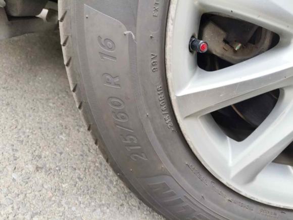 [广州·粤B] 二手丰田凯美瑞2009款 200E 精英版