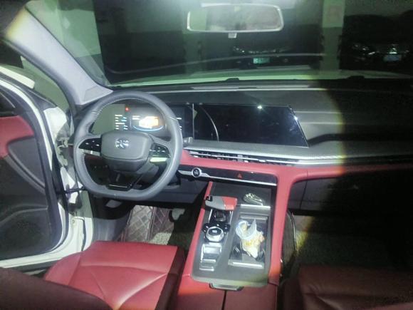 [上海·沪C] 二手长安长安CS75PLUS2022款 第二代 1.5T 自动尊贵型