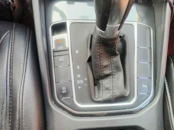 [苏州·苏E] 二手大众高尔夫·嘉旅2016款 230TSI 自动进取型