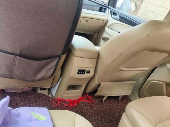 [义乌·浙G] 二手宝骏宝骏7302016款 1.5L 手动豪华型 7座