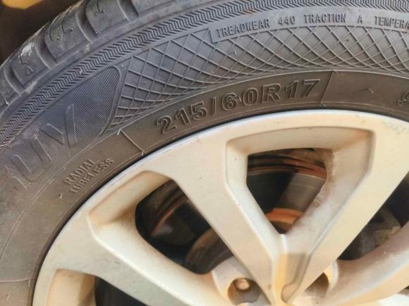 [上海·沪C] 二手雷诺科雷嘉2017款 2.0L 两驱时尚版