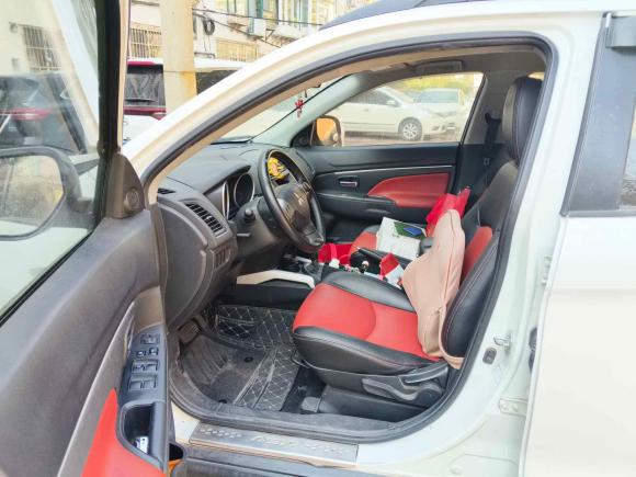 [青岛·鲁B] 二手三菱劲炫ASX2013款 2.0L CVT两驱精英版