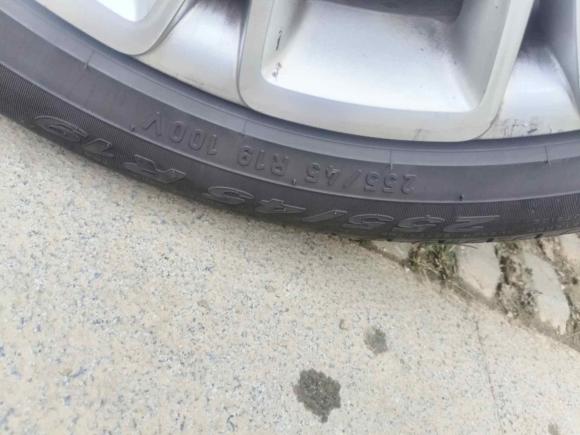 [深圳·粤B] 二手奥迪奥迪A82013款 A8L 55 TFSI quattro豪华型