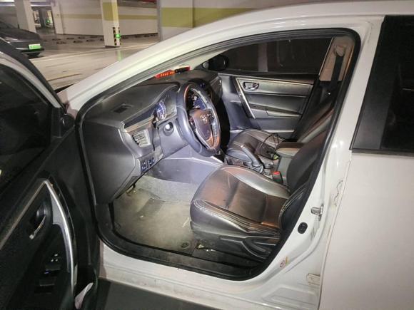 [宁波·苏B] 二手丰田卡罗拉2016款 双擎 1.8L E-CVT精英版