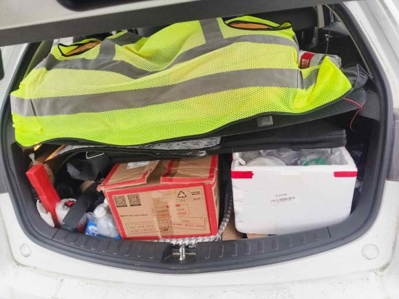 [上海·渝B] 二手吉利汽车远景X32020款 1.5L 手动精英型