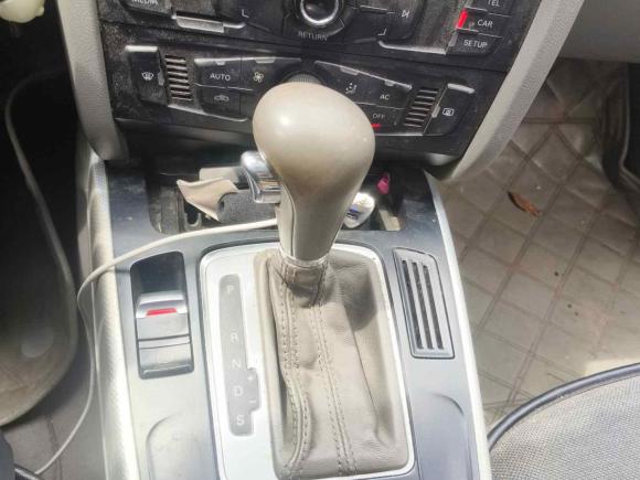 [宁波·浙B] 二手奥迪奥迪A4L2010款 2.0 TFSI 标准型