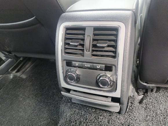 [嘉兴·浙F] 二手大众帕萨特2013款 1.8TSI DSG尊荣版