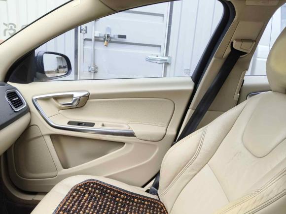 [西安·陕A] 二手沃尔沃沃尔沃S602012款 1.6T DRIVe 舒适版