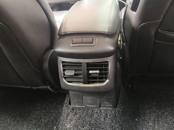 [广州·桂R] 二手福特蒙迪欧2013款 2.0L GTDi240旗舰型