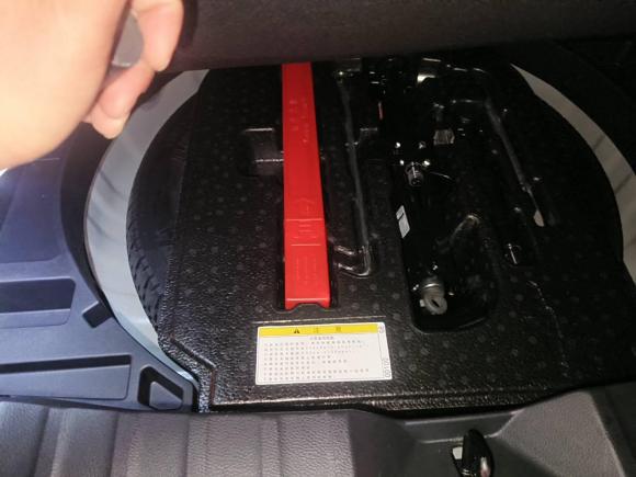 [南京·苏L] 二手丰田锋兰达2024款 2.0L 智能电混双擎 豪华版