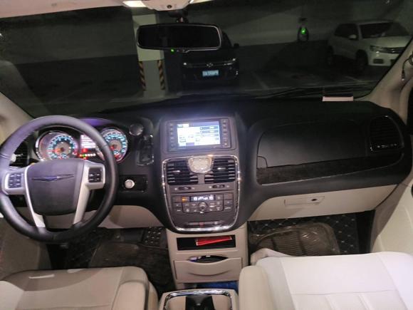 [南京·苏A] 二手克莱斯勒大捷龙2014款 3.6L 舒适版