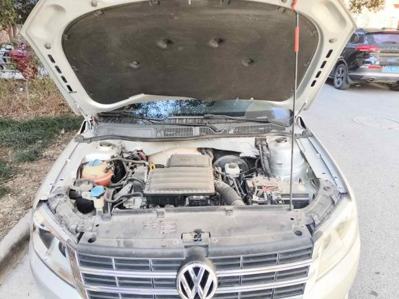 [南京·苏A] 二手大众朗逸2013款 改款经典 1.6L 自动风尚版