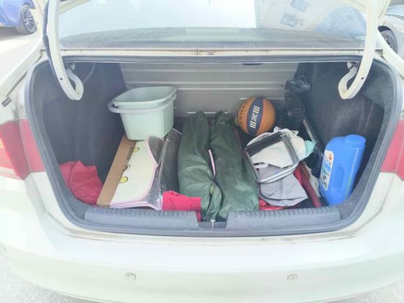 [上海·鲁N] 二手大众桑塔纳2013款 1.6L 自动舒适版