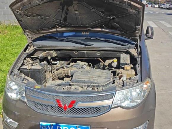 [西安·陕V] 二手五菱汽车五菱宏光2015款 1.5L S 基本型国IV