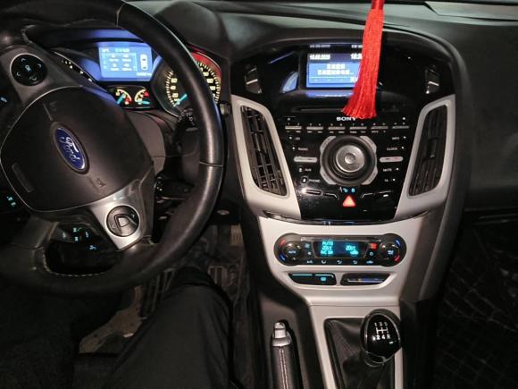 [合肥·皖A] 二手福特福克斯2012款 两厢 2.0L 手动豪华运动型