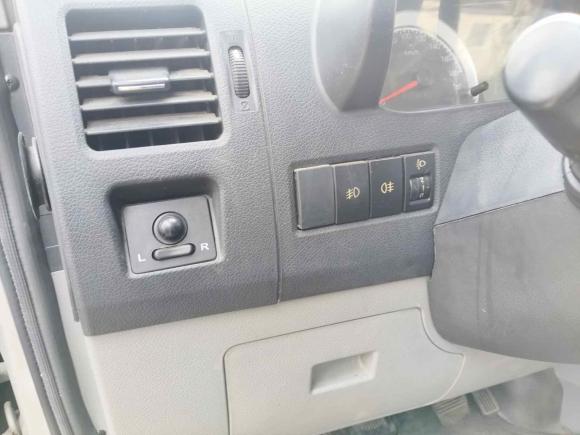 [常州·苏D] 二手东风御风御风2018款 2.5T物流车A100长轴高顶5-9座国V ZD25