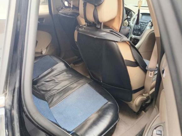 [无锡·苏B] 二手别克英朗2013款 GT 1.6L 自动时尚版