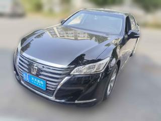 丰田皇冠2015款 2.5L 智享版