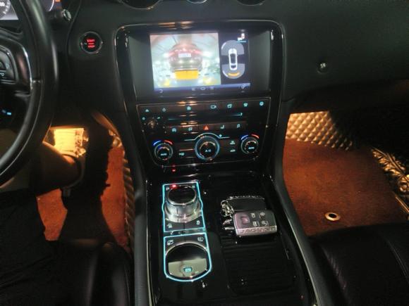 [杭州·浙A] 二手捷豹捷豹XJ2016款 XJL 3.0 SC 两驱典雅商务版