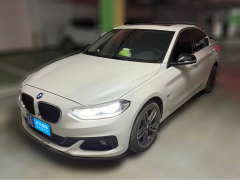 [济南·鲁A] 宝马宝马1系2018款 118i 运动型