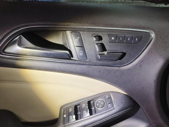 [青岛·鲁U] 二手奔驰奔驰B级2012款 B 180